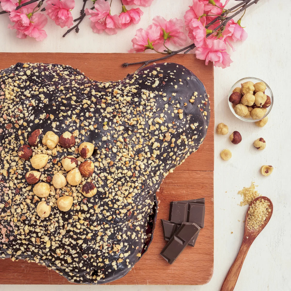 Colomba Artigianale con Gocce di Cioccolato e Crema alla Nocciola