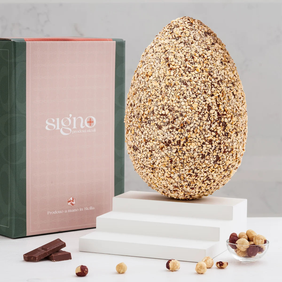 Uovo Artigianale Cioccolato al Latte Granellato Nocciola