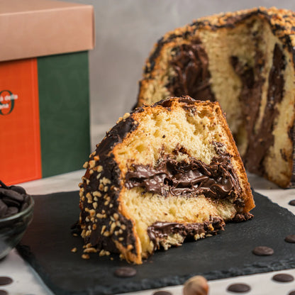 Panettone Artigianale Farcito con Crema alla Nocciola | 1,2kg