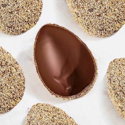 Uovo Artigianale Cioccolato al Latte Granellato Nocciola | 700g